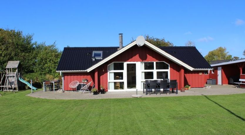 Photo of "Thorgot" - 400m from the sea