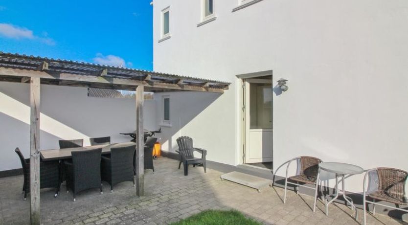 Photo of "Elmo" - 300m from the sea