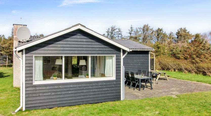 Photo of "Lisabeth" - 250m from the sea