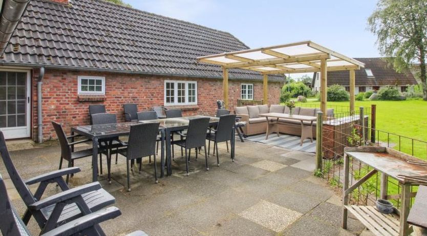 Photo of "Hedda" - 15km from the sea