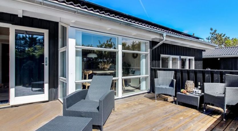 Photo of "Elvan" - 450m from the sea