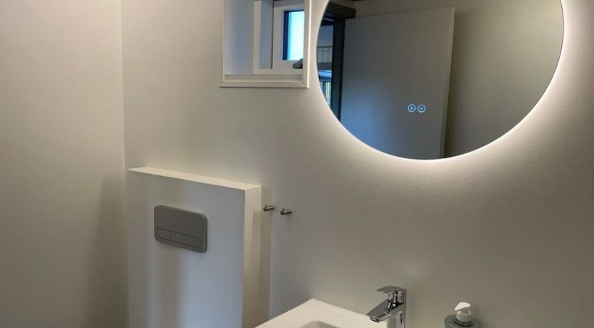 Photo of "Roar" - 500m from the sea