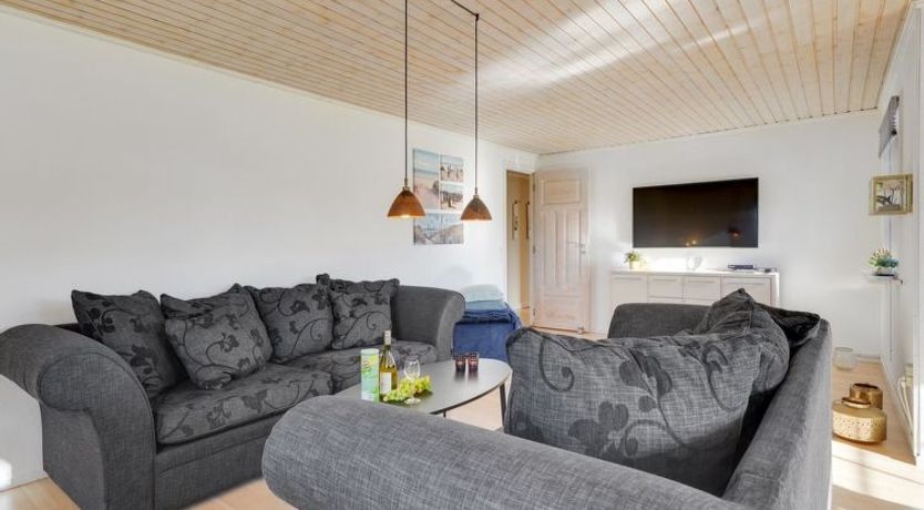 Photo of "Harrieth" - 16km from the sea