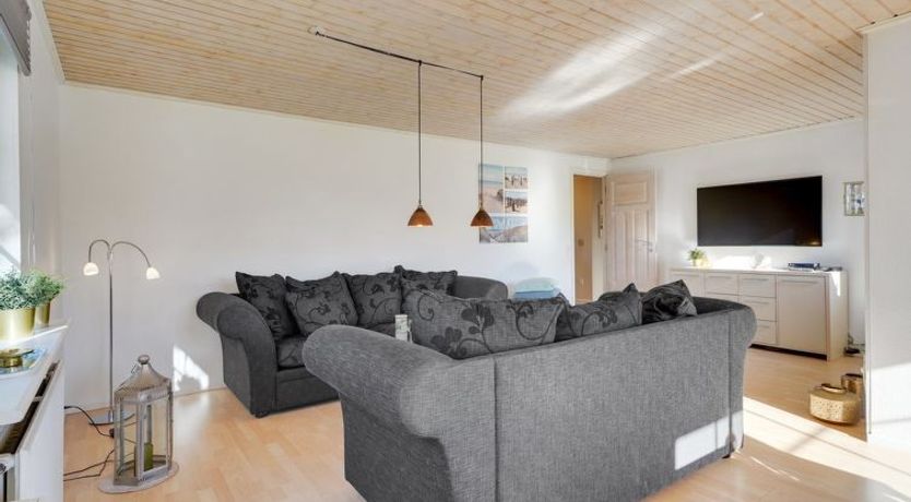 Photo of "Harrieth" - 16km from the sea