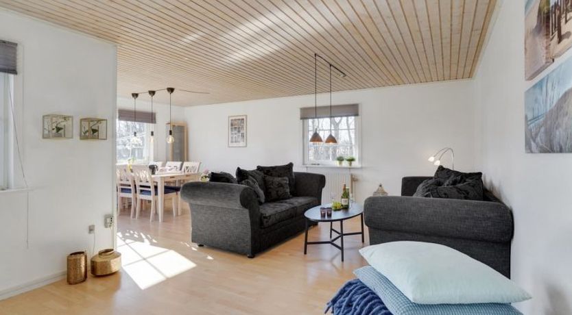 Photo of "Harrieth" - 16km from the sea