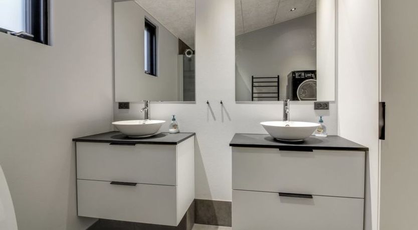 Photo of "Tatania" - 800m from the sea