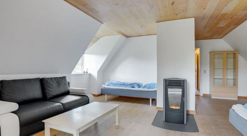 Photo of "Knut" - 10km from the sea