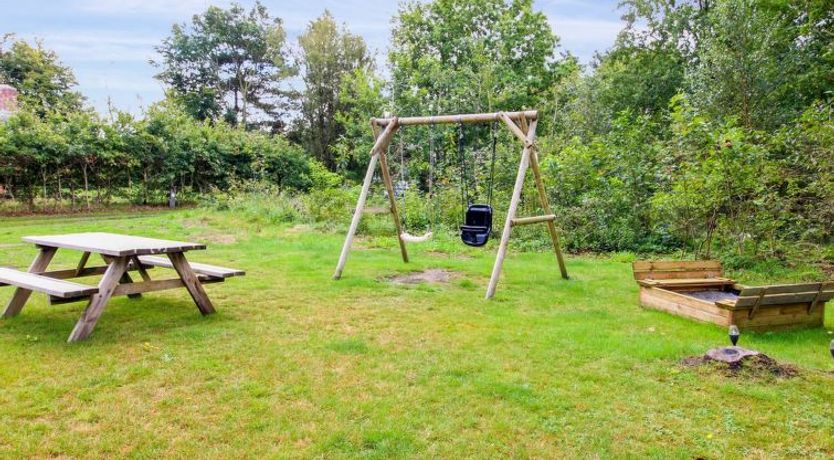 Photo of "Amanda" - 30km from the sea