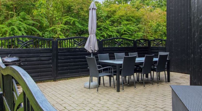 Photo of "Amanda" - 30km from the sea