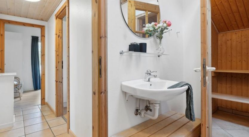 Photo of "Amanda" - 30km from the sea