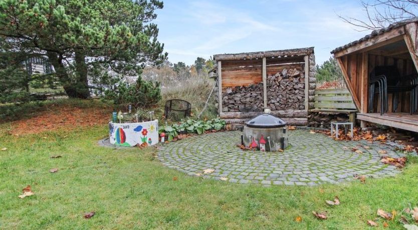 Photo of "Hannah" - 300m to the fjord