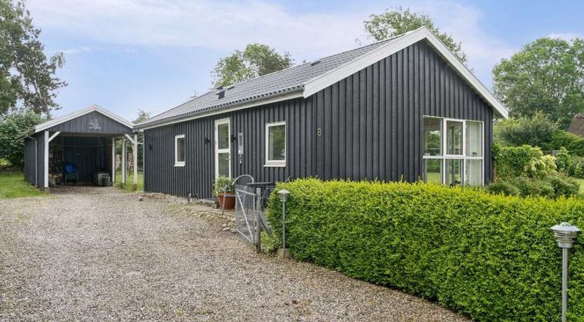 Photo of "Locan" - 1.2km from the sea