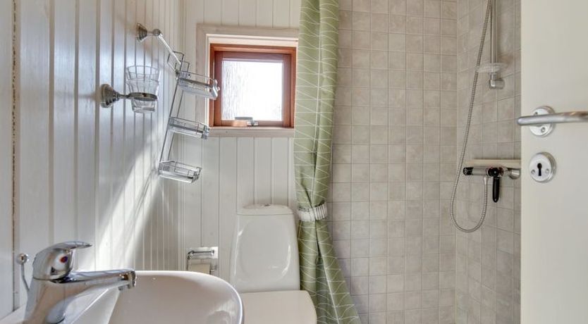 Photo of "Riana" - 375m from the sea