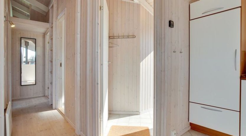 Photo of "Riana" - 375m from the sea