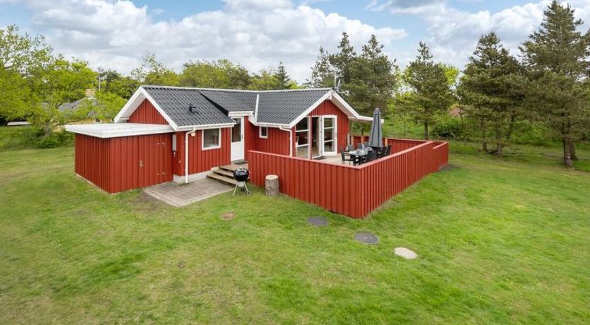 Photo of "Halla" - 200m to the fjord