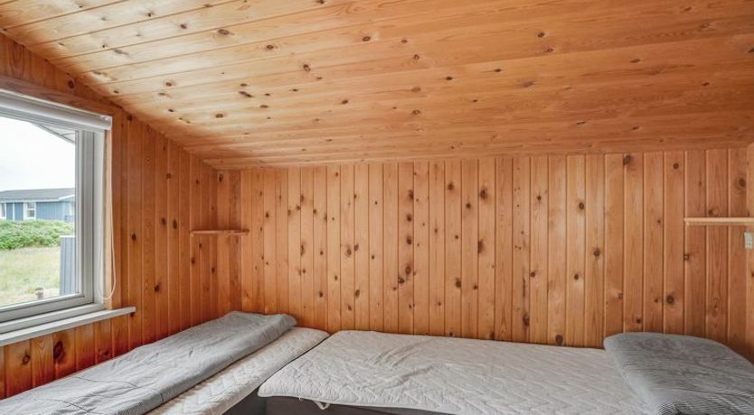 Photo of "Svea" - 400m from the sea