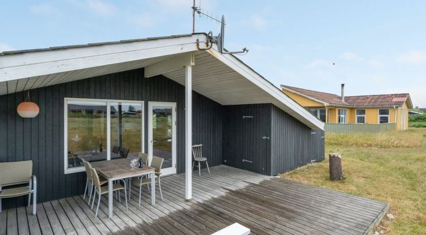 Photo of "Svea" - 400m from the sea