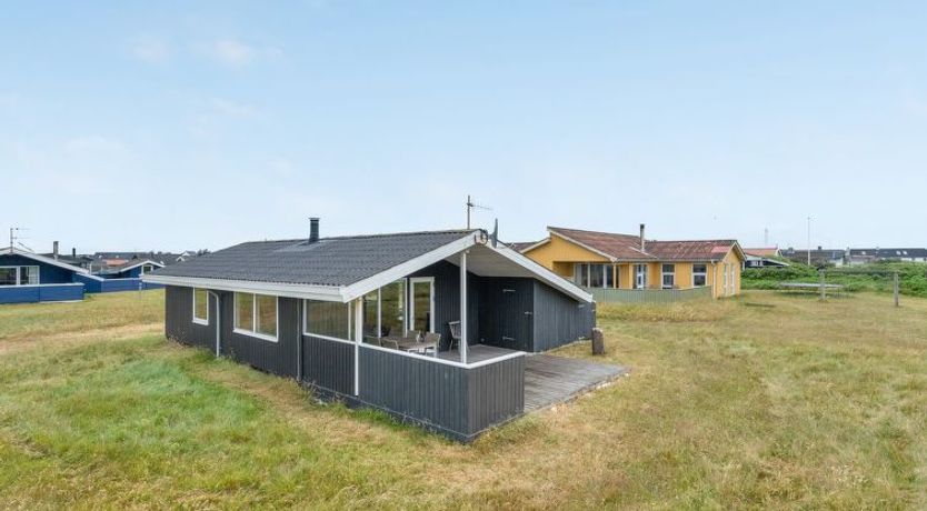 Photo of "Svea" - 400m from the sea