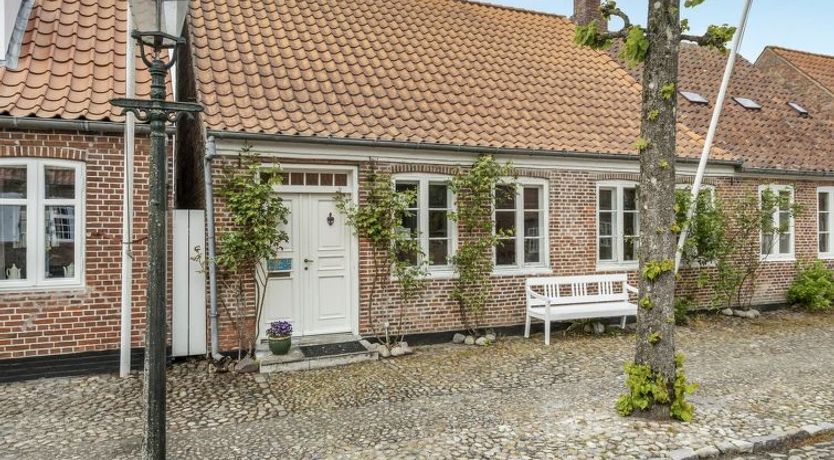 Photo of "Ajna" - 9.8km from the sea