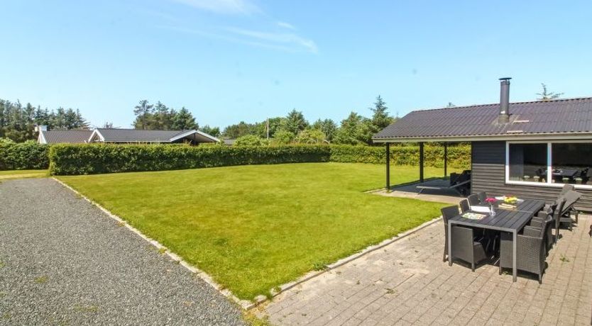 Photo of "Susan" - 600m from the sea