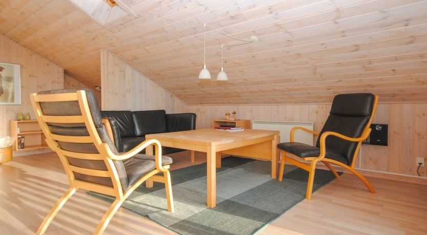 Photo of "Laurentia" - 800m from the sea