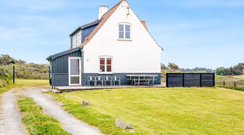 Photo of "Ima" - 60m from the sea