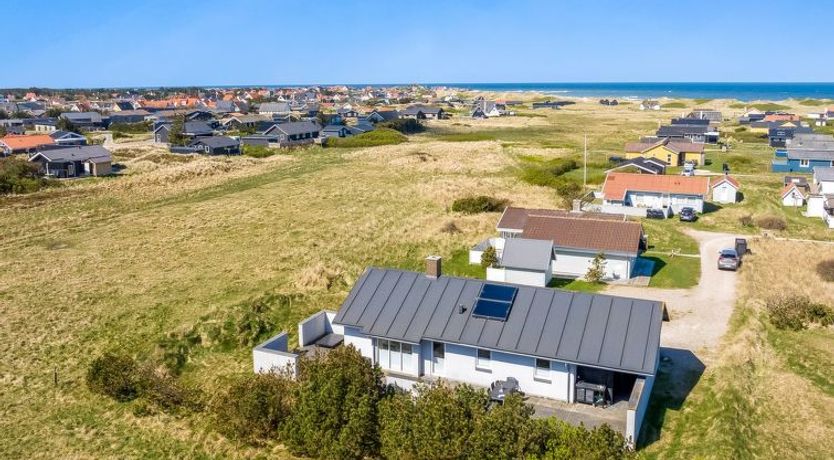 Photo of "Hornbogi" - 300m from the sea