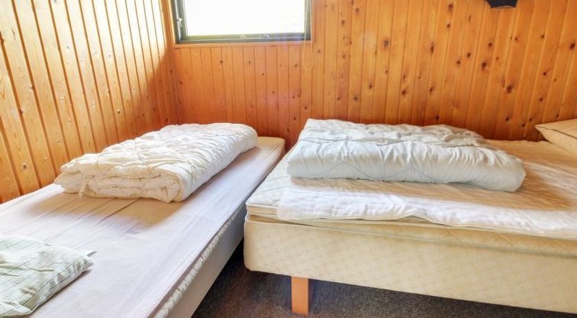 Photo of "Ingwin" - 250m to the fjord