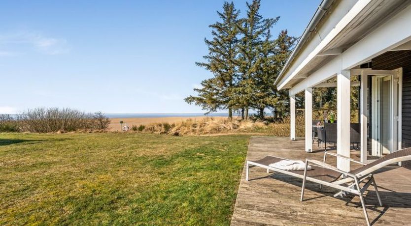 Photo of "Bjart" - 50m to the fjord