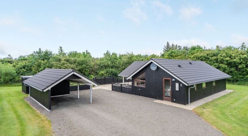 Photo of "Chermeine" - 1.2km to the fjord