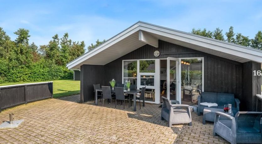 Photo of "Robertha" - 800m to the fjord