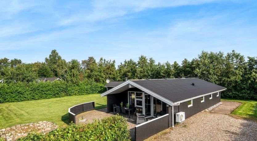 Photo of "Robertha" - 800m to the fjord