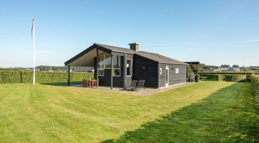 Photo of "Myrte" - 500m from the sea