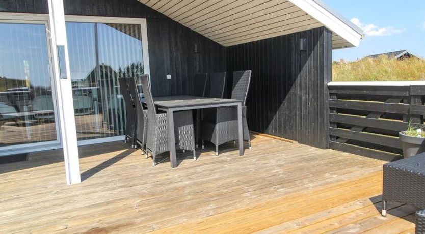 Photo of "Aska" - 400m from the sea