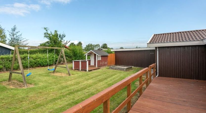 Photo of "Ellyn" - 500m from the sea