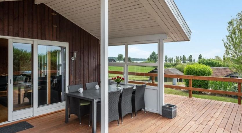 Photo of "Ellyn" - 500m from the sea