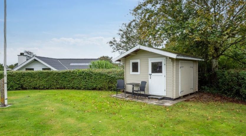 Photo of "Haralda" - 300m from the sea