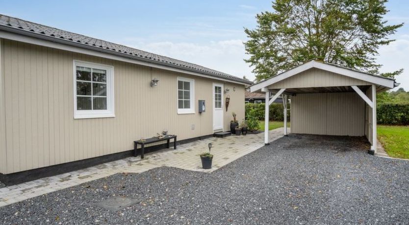 Photo of "Haralda" - 300m from the sea