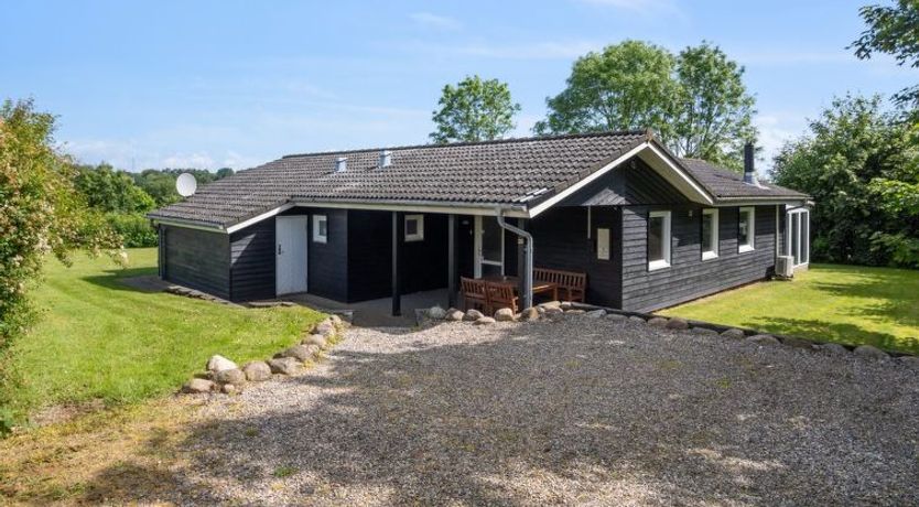 Photo of "Peder" - 950m from the sea