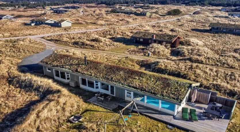 Photo of "Falka" - 800m from the sea