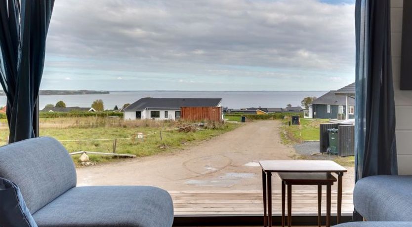 Photo of "Gunborg" - 400m from the sea