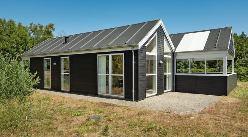 Photo of "Erich" - 1.8km from the sea