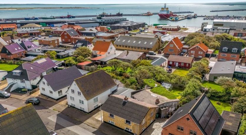 Photo of "Eluisa" - 300m from the sea