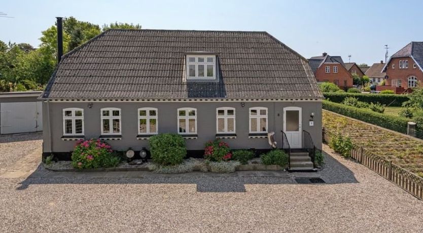 Photo of "Evje" - 250m from the sea
