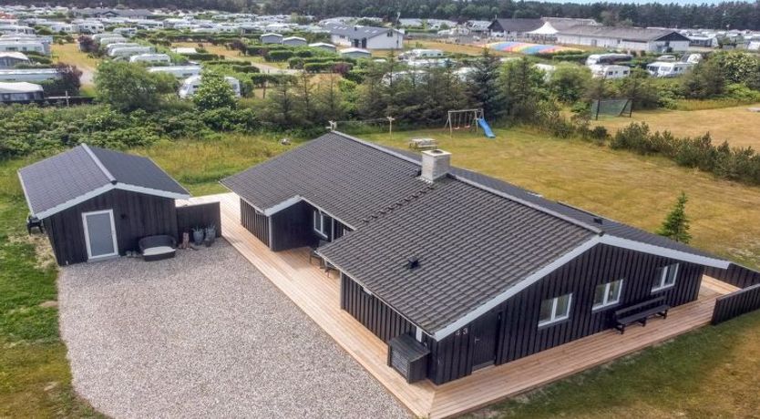 Photo of "Mayke" - 900m from the sea