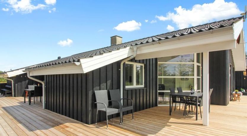 Photo of "Mayke" - 900m from the sea