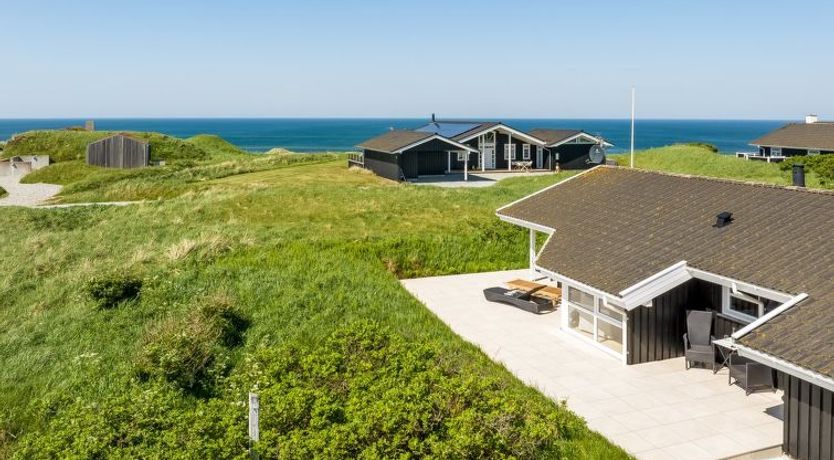 Photo of "Abel" - 350m from the sea