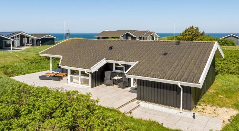 Photo of "Abel" - 350m from the sea