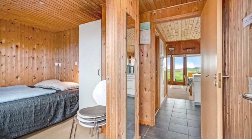 Photo of "Tanea" - 700m to the fjord