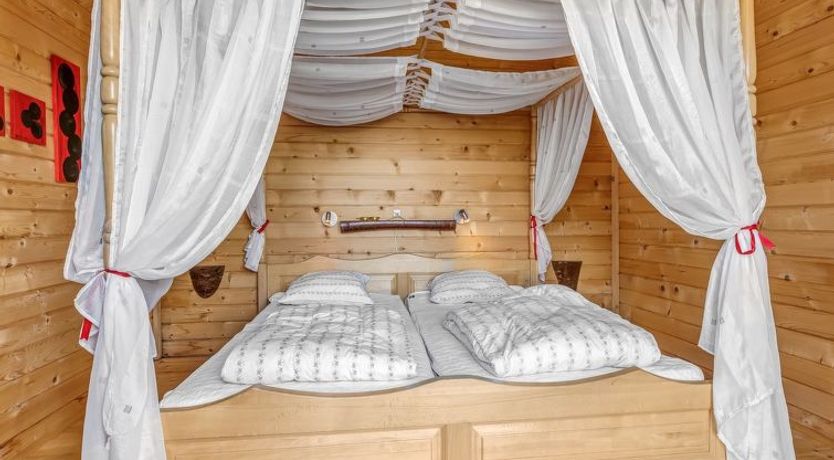 Photo of "Adrienne" - 35km from the sea